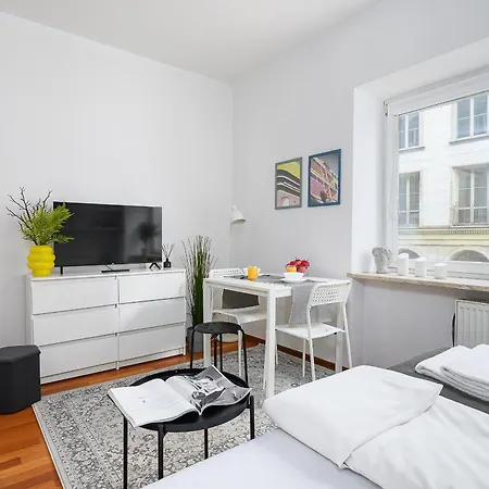 P&o Serviced Mazowiecka Apartment